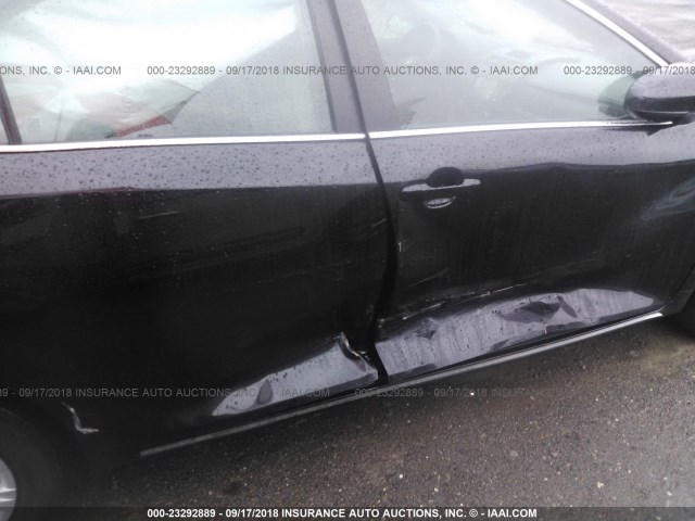 4T1BF1FKXCU024451 - 2012 TOYOTA CAMRY SE/LE/XLE 黑色 照片 6