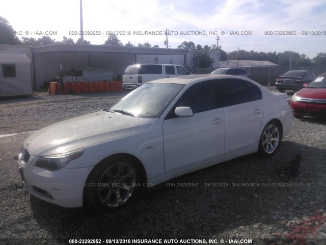 WBANB33535CN67640 - 2005 BMW 545 I WHITE photo 2