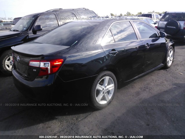 4T1BF1FK4EU766606 - 2014 TOYOTA CAMRY L/SE/LE/XLE Qara foto 4