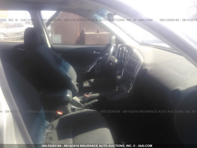 2T1KY38E53C138999 - 2003 TOYOTA COROLLA MATRIX XRS SILVER photo 5