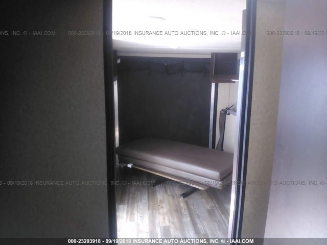 4X4TCKC29GK032533 - 2016 FOREST RIVER GREY WOLF  棕色 照片 8