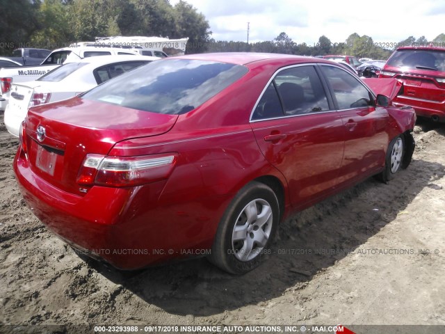 4T1BE46K78U205518 - 2008 TOYOTA CAMRY CE/LE/XLE/SE RED photo 4