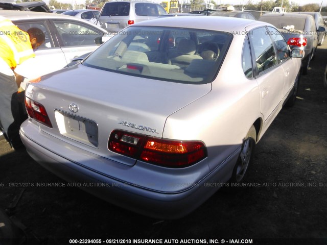 4T1BF18B8XU347061 - 1999 TOYOTA AVALON XL/XLS SILVER photo 4