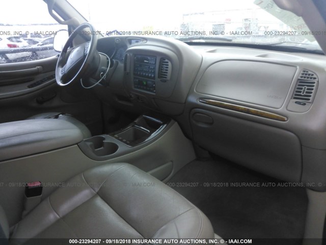 5LMEU27R62LJ18042 - 2002 LINCOLN NAVIGATOR Beige Foto 5