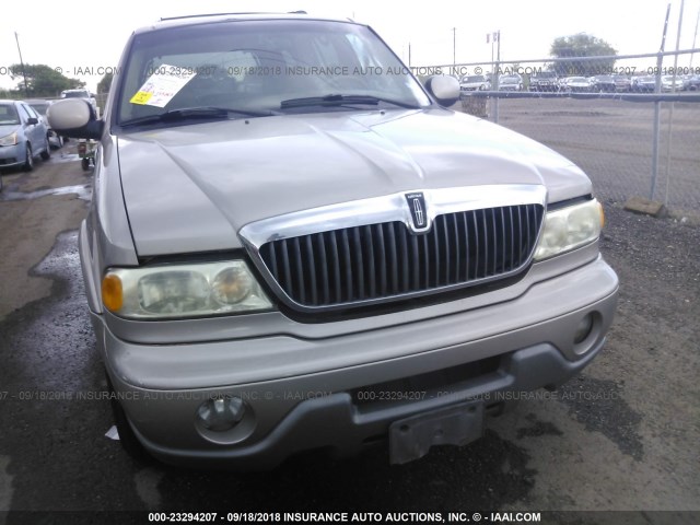 5LMEU27R62LJ18042 - 2002 LINCOLN NAVIGATOR Beige Foto 6