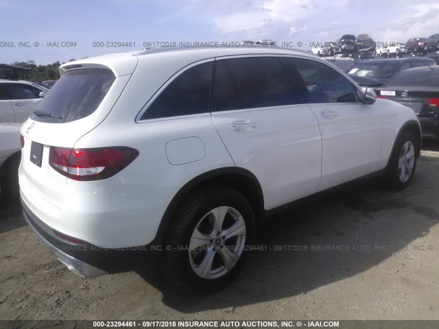 WDC0G4JB1JV048690 - 2018 MERCEDES-BENZ GLC 300 WHITE photo 4