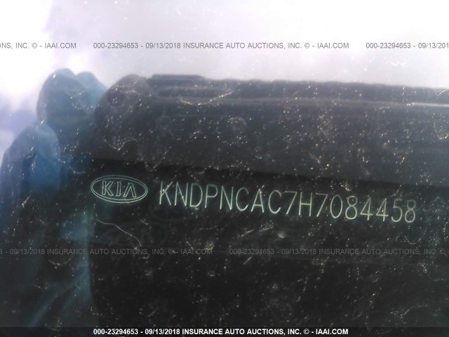 KNDPNCAC7H7084458 - 2017 KIA SPORTAGE EX SILVER photo 9