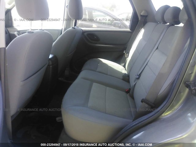 1FMYU95H45KB64563 - 2005 FORD ESCAPE HEV GRAY photo 8