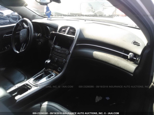 1G11H5SAXDF304111 - 2013 CHEVROLET MALIBU LTZ 灰色 照片 5