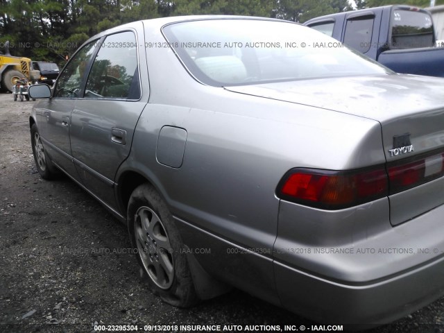 JT2BF22K3W0100225 - 1998 TOYOTA CAMRY CE/LE/XLE 灰色 照片 6