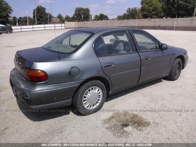 1G1ND52F25M123994 - 2005 CHEVROLET CLASSIC GRAY photo 4