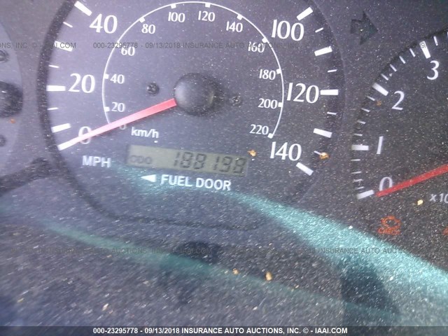 2T1CF28P83C607024 - 2003 TOYOTA CAMRY SOLARA SE/SLE ვერცხლისფერი ფოტო 7