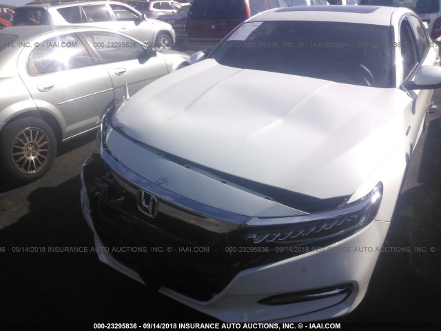 1HGCV3F92JA000486 - 2018 HONDA ACCORD HYBRID/TOURING WHITE photo 6