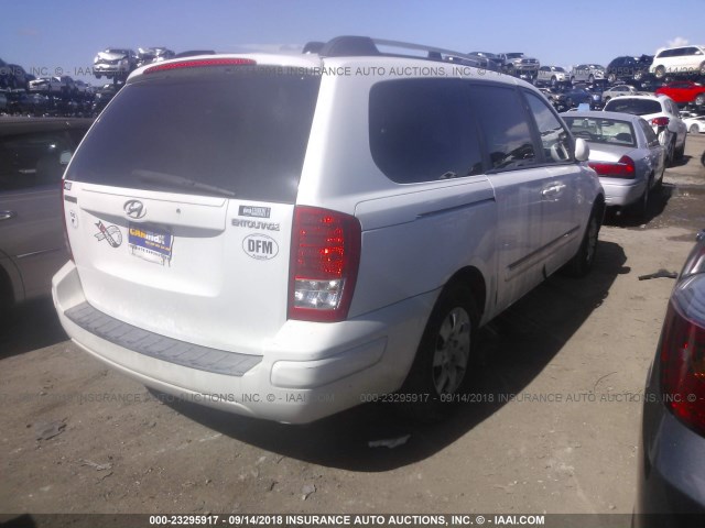 KNDMC233176026575 - 2007 HYUNDAI ENTOURAGE GLS/SE/LIMITED WHITE photo 4