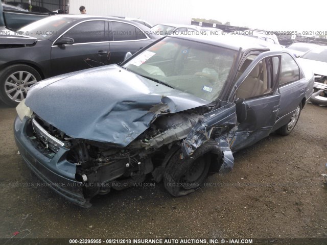 4T1BG22K61U872056 - 2001 TOYOTA CAMRY CE/LE/XLE 蓝色 照片 2