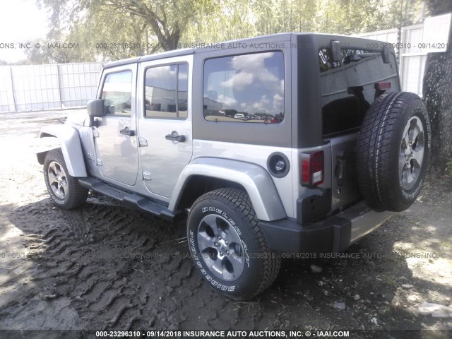 1C4HJWEG2JL922150 - 2018 JEEP WRANGLER UNLIMITED SAHARA GRAY photo 3