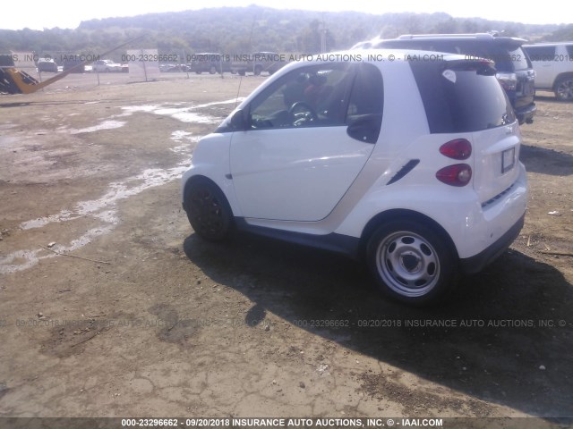 WMEEJ3BA0FK797035 - 2015 SMART FORTWO PURE/PASSION WHITE photo 3