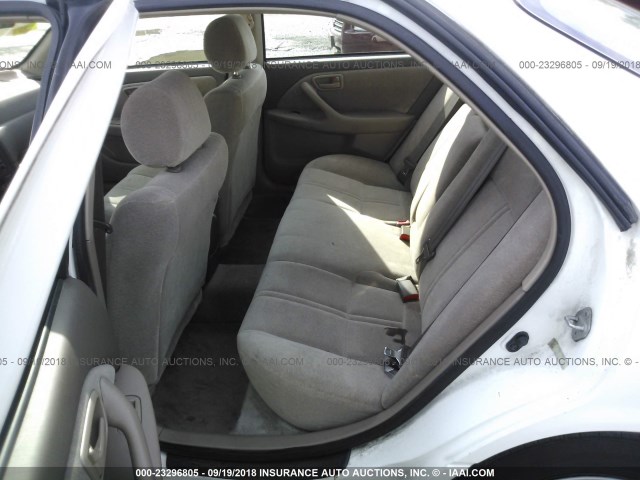 4T1BG22K1XU532628 - 1999 TOYOTA CAMRY CE/LE/XLE 白色 照片 8