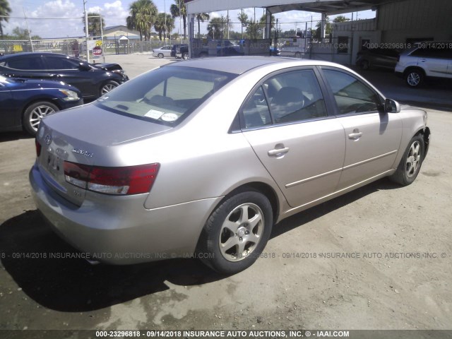 5NPEU46F07H157635 - 2007 HYUNDAI SONATA SE/LIMITED SILVER photo 4