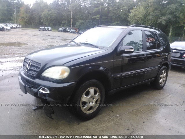 4JGAB57E24A471303 - 2004 MERCEDES-BENZ ML 350 BLACK photo 2