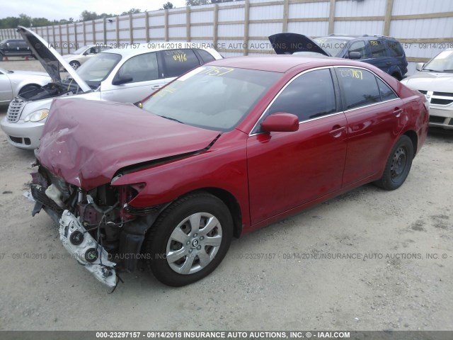 4T1BE46K07U119305 - 2007 TOYOTA CAMRY NEW GENERAT CE/LE/XLE/SE RED photo 2