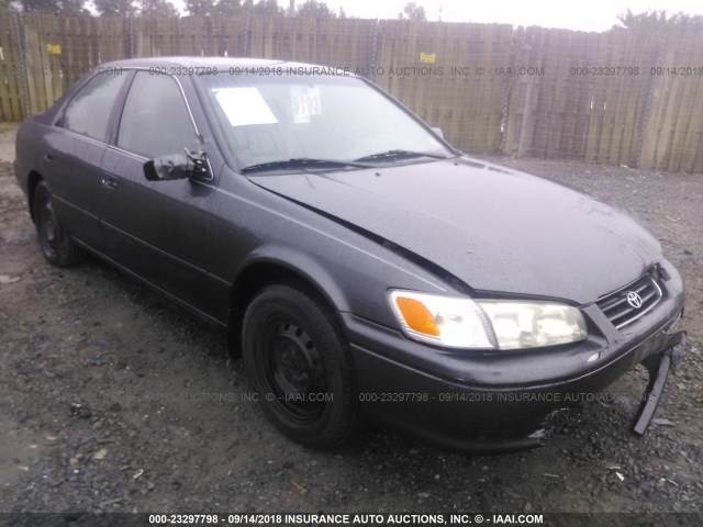 4T1BG28K61U822071 - 2001 TOYOTA CAMRY CE/LE/XLE 灰色 照片 1