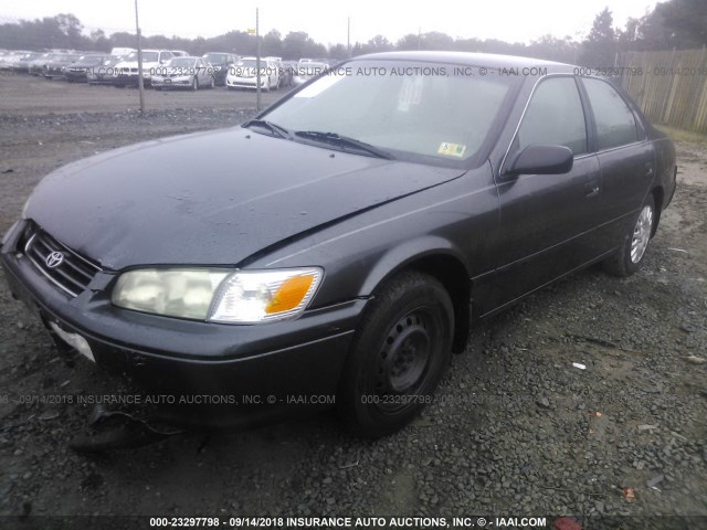 4T1BG28K61U822071 - 2001 TOYOTA CAMRY CE/LE/XLE 灰色 照片 2