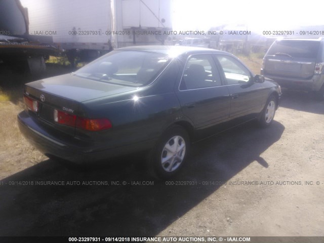 4T1BG22K11U055710 - 2001 TOYOTA CAMRY CE/LE/XLE 绿色 照片 4