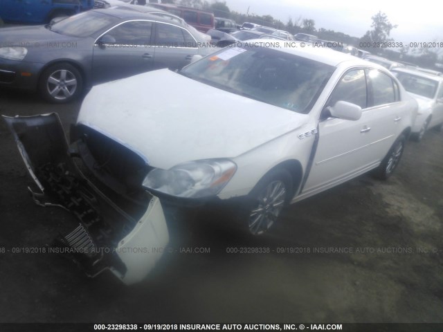 1G4HJ5EM7BU111211 - 2011 BUICK LUCERNE CXL WHITE photo 2