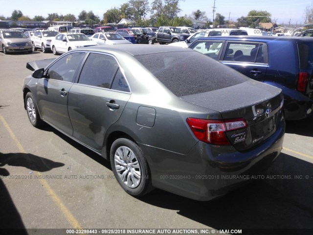 4T4BF1FK3CR263913 - 2012 TOYOTA CAMRY SE/LE/XLE GRAY photo 3