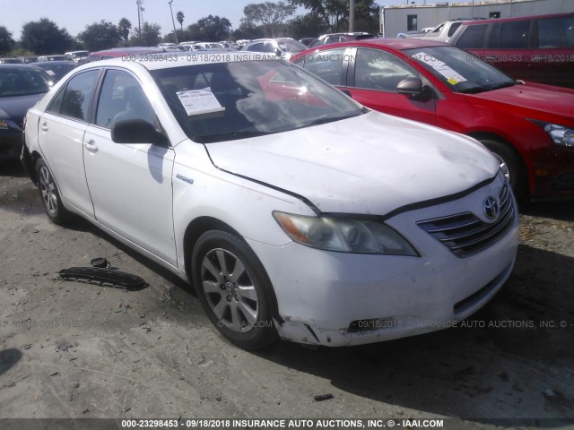 4T1BB46K88U045447 - 2008 TOYOTA CAMRY HYBRID WHITE photo 1