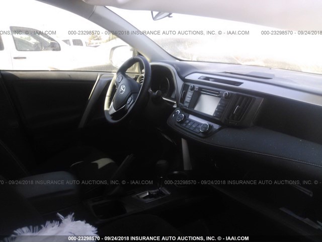 JTMRFREVXJJ741010 - 2018 TOYOTA RAV4 ADVENTURE/XLE Ağ foto 5