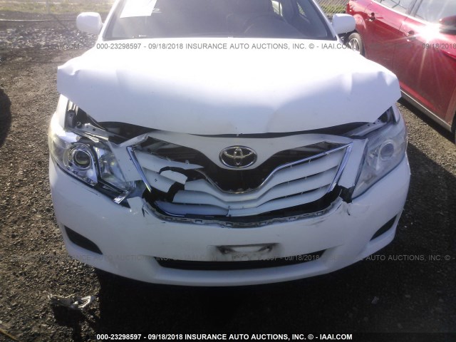 4T1BF3EK5AU556135 - 2010 TOYOTA CAMRY SE/LE/XLE WHITE photo 6