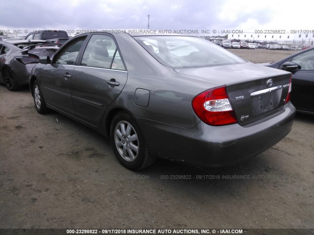 JTDBF30K920083439 - 2002 TOYOTA CAMRY LE/XLE/SE Қоңыр фото 3