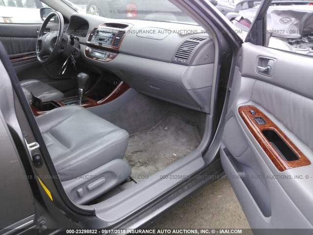 JTDBF30K920083439 - 2002 TOYOTA CAMRY LE/XLE/SE Қоңыр фото 5