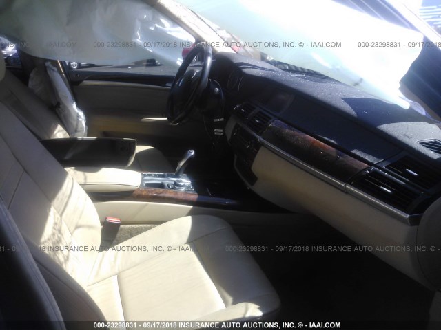 5UXZV4C55CL992337 - 2012 BMW X5 XDRIVE35I BLACK photo 5