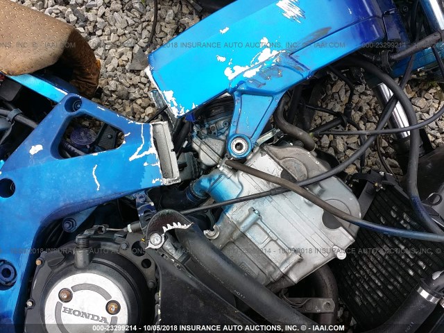 JH2SC3307WM202470 - 1998 HONDA CBR900 RR BLUE photo 3