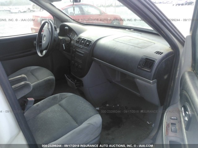 1GNDV23L66D205819 - 2006 CHEVROLET UPLANDER LS WHITE photo 5