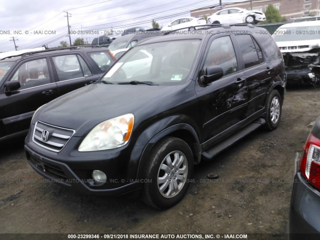 JHLRD78955C001998 - 2005 HONDA CR-V SE/EX BLACK photo 2