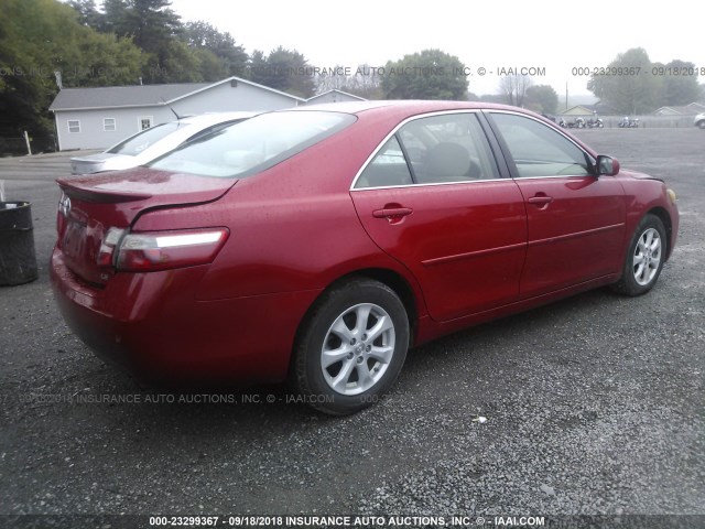 4T1BE46K07U080473 - 2007 TOYOTA CAMRY NEW GENERAT CE/LE/XLE/SE RED photo 4
