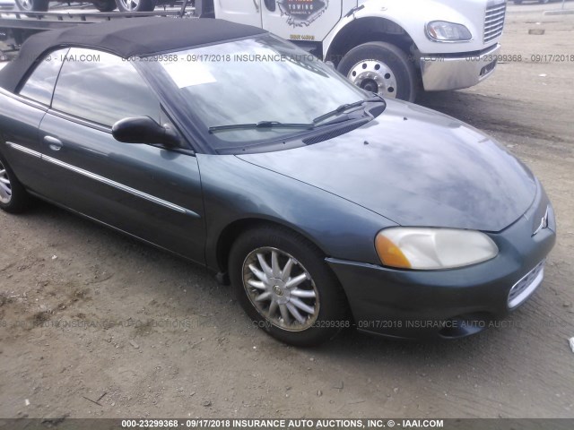 1C3EL55R82N103906 - 2002 CHRYSLER SEBRING LXI GRAY photo 1