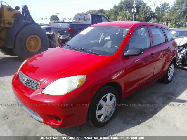 2T1KR32E75C392013 - 2005 TOYOTA COROLLA MATRIX XR RED photo 2