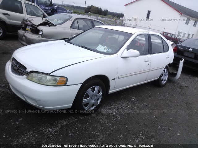 1N4DL01D01C123359 - 2001 NISSAN ALTIMA XE/GXE/SE WHITE photo 2