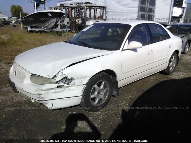 2G4WB55K621200413 - 2002 BUICK REGAL LS WHITE photo 2