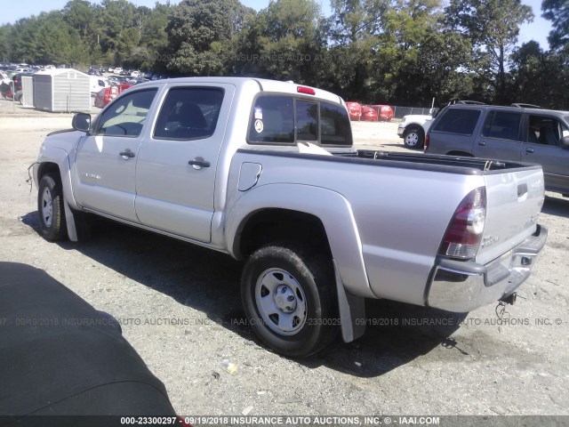 5TEJU4GN1AZ708535 - 2010 TOYOTA TACOMA DOUBLE CAB PRERUNNER SILVER photo 3