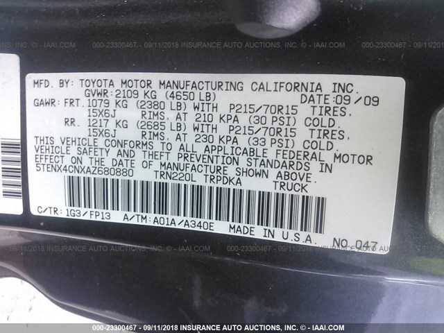 5TENX4CNXAZ680880 - 2010 TOYOTA TACOMA GRAY photo 9