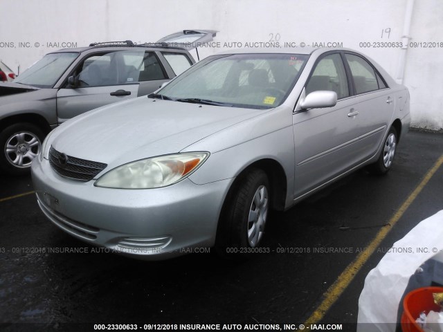 4T1BE32K23U642982 - 2003 TOYOTA CAMRY LE/XLE/SE Gümüş foto 2