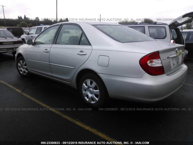 4T1BE32K23U642982 - 2003 TOYOTA CAMRY LE/XLE/SE Gümüş foto 3