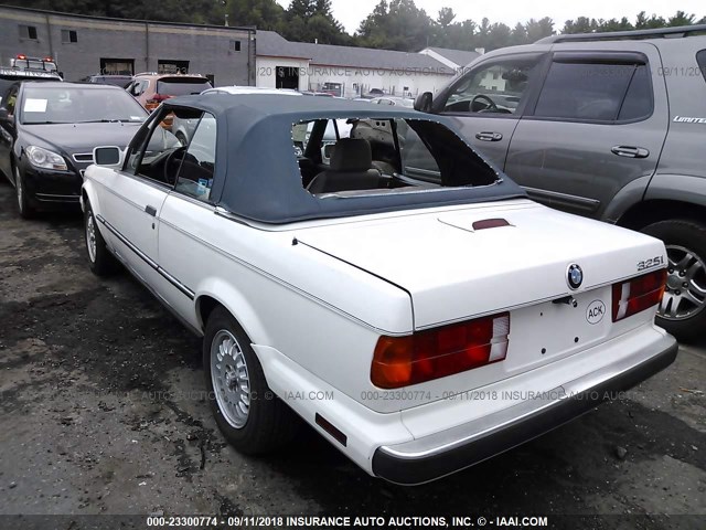 WBABB2318LEC22229 - 1990 BMW 325 IC AUTOMATIC WHITE photo 3