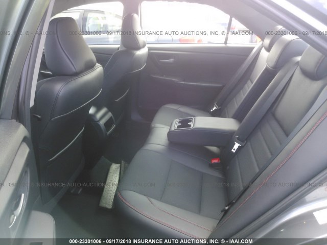 4T1BF1FK8HU445737 - 2017 TOYOTA CAMRY LE/XLE/SE/XSE 灰色 照片 8